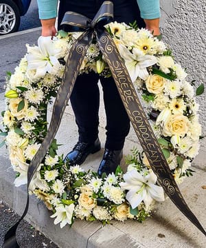 Coroană funerară rotundă mare