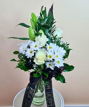 Buchet funerar crin și crizantemă