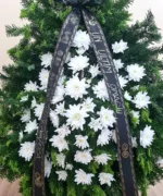 Coroană funerară crizantema albă 2