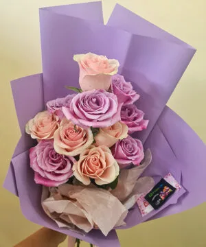 Buchet 7-59 trandafiri roz si mov