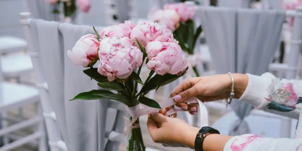 Cum alegi aranjamentele florale potrivite pentru nunta ta