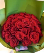buchet 33 trandafiri rosii 2