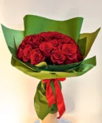 buchet 33 trandafiri rosii 3