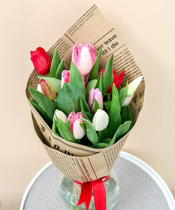 buchet lalele multicolore con 1 buchet lalele multicolore con 1