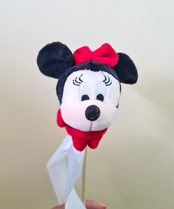 minnie mouse pe bat 3